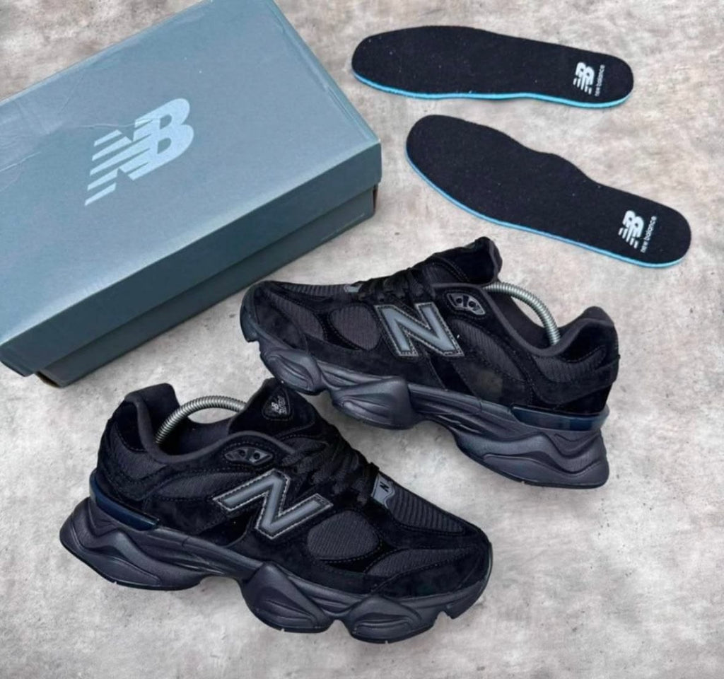 New Balance 9060 (Black)